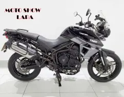 TRIUMPH TIGER 800 XR TRIUMPH TIGER 800 XR