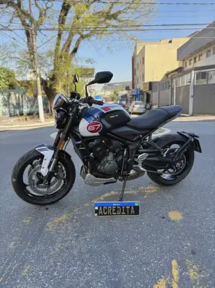TRIUMPH-TRIDENT 660 TRIPLE TRIBUTE EDITION TRIUMPH-TRIDENT 660 TRIPLE TRIBUTE EDITION-2024