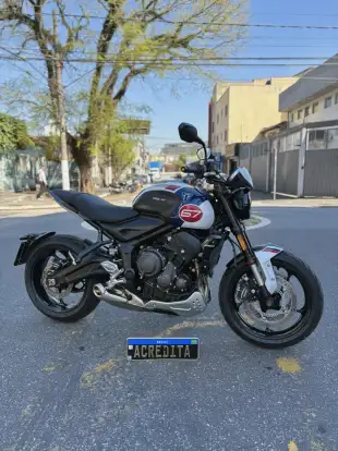 TRIUMPH-TRIDENT 660 TRIPLE TRIBUTE EDITION TRIUMPH-TRIDENT 660 TRIPLE TRIBUTE EDITION-2024