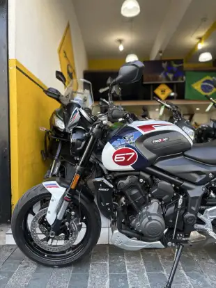 TRIUMPH-TRIDENT 660 TRIPLE TRIBUTE EDITION-2024