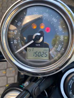 TRIUMPH-BONNEVILLE T100 BLACK 900-2020