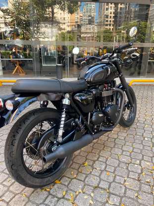 TRIUMPH-BONNEVILLE T100 BLACK 900-2020