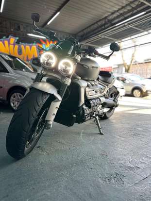 TRIUMPH-ROCKET III R-2022