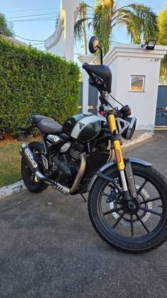 TRIUMPH SCRAMBLER 400 X 