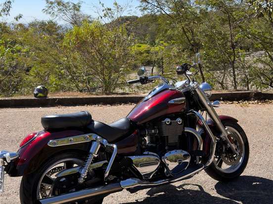 TRIUMPH-THUNDERBIRD COMMANDER ABS TRIUMPH-THUNDERBIRD COMMANDER ABS-2014