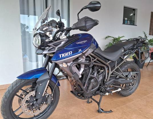 TRIUMPH TIGER 800 XRX 