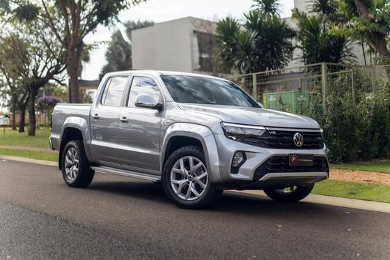 VOLKSWAGEN AMAROK 3.0 V6 TDI DIESEL HIGHLINE CD 4MOTION AUTOMÁTICO