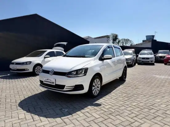 VOLKSWAGEN-FOX-1.0 MPI TRENDLINE 12V FLEX 4P MANUAL VOLKSWAGEN-FOX-2016