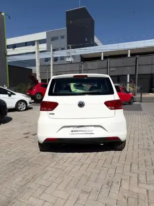 VOLKSWAGEN-FOX-2016