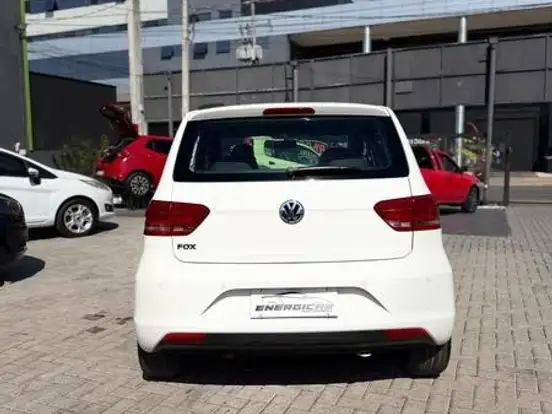 VOLKSWAGEN-FOX-1.0 MPI TRENDLINE 12V FLEX 4P MANUAL VOLKSWAGEN-FOX-2016