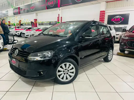 VOLKSWAGEN FOX 1.6 MI 8V FLEX 4P MANUAL