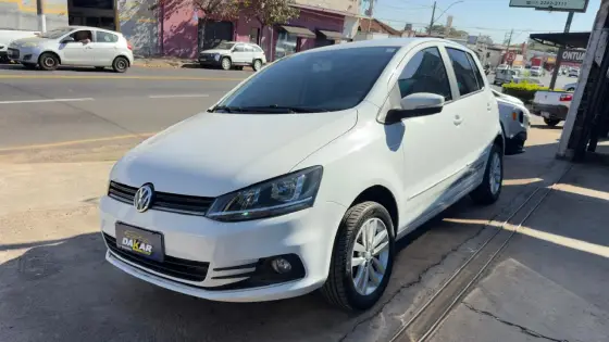 VOLKSWAGEN FOX 1.6 MSI TOTAL FLEX CONNECT 4P MANUAL VOLKSWAGEN FOX 1.6 MSI TOTAL FLEX CONNECT 4P MANUAL
