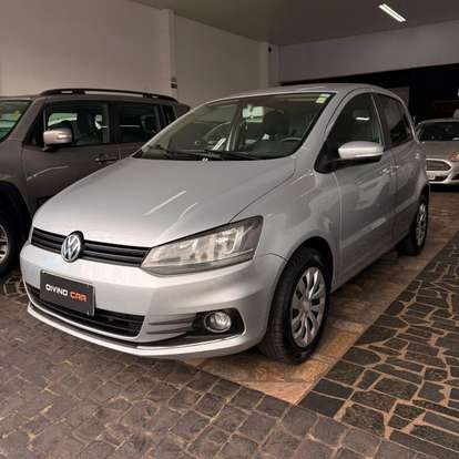 VOLKSWAGEN-FOX-2017