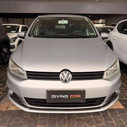 VOLKSWAGEN-FOX-2017