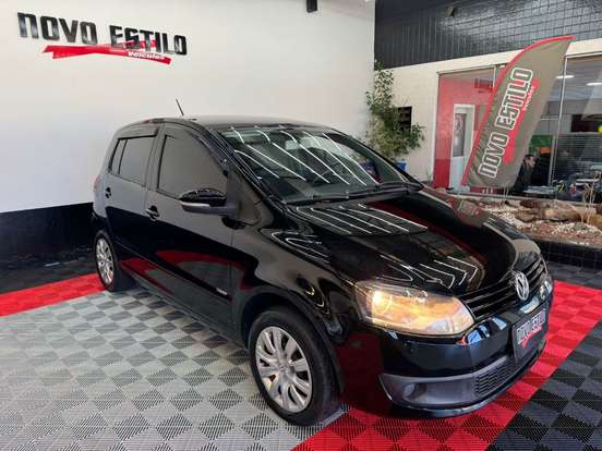 VOLKSWAGEN-FOX-2011