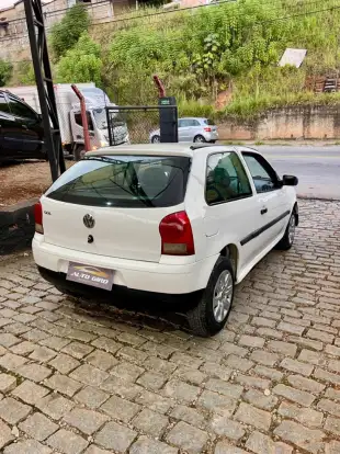 VOLKSWAGEN-GOL-2009