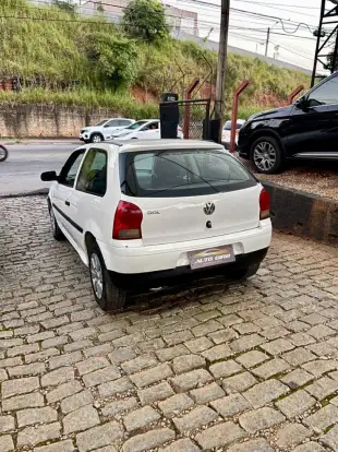VOLKSWAGEN-GOL-2009