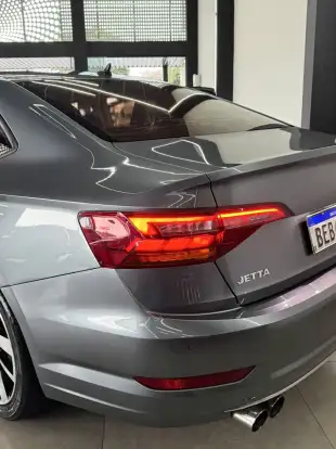 VOLKSWAGEN-JETTA-1.4 250 TSI TOTAL FLEX TIPTRONIC VOLKSWAGEN-JETTA-2018
