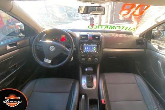 VOLKSWAGEN-JETTA-2007