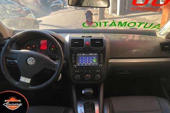 VOLKSWAGEN-JETTA-2.5 I 20V 150CV GASOLINA 4P TIPTRONIC VOLKSWAGEN-JETTA-2007