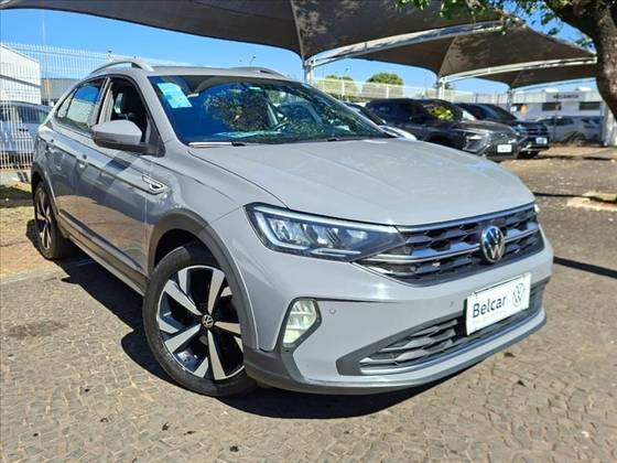 VOLKSWAGEN NIVUS 1.0 200 TSI TOTAL FLEX HIGHLINE AUTOMÁTICO