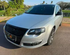 VOLKSWAGEN PASSAT 2.0 FSI COMFORTLINE 16V TURBO GASOLINA 4P TIPTRONIC VOLKSWAGEN PASSAT 2.0 FSI COMFORTLINE 16V TURBO GASOLINA 4P TIPTRONIC