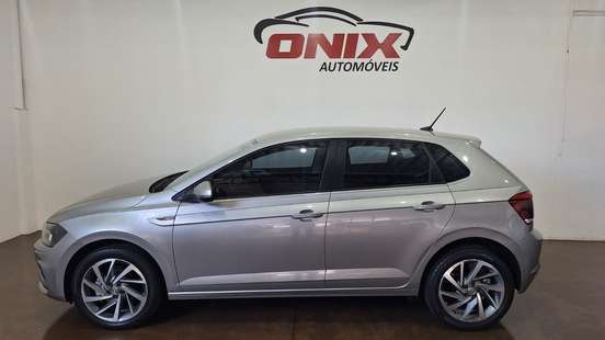 VOLKSWAGEN-POLO-2020
