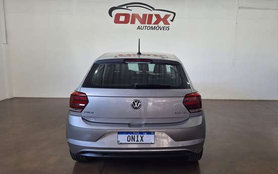 VOLKSWAGEN-POLO-2020