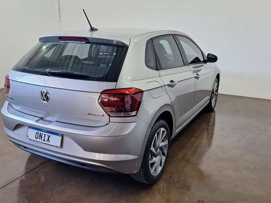 VOLKSWAGEN-POLO-1.0 200 TSI HIGHLINE AUTOMÁTICO VOLKSWAGEN-POLO-2020