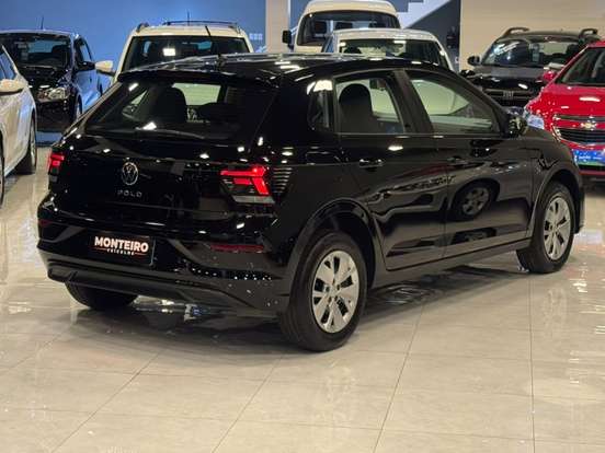 VOLKSWAGEN-POLO-2023