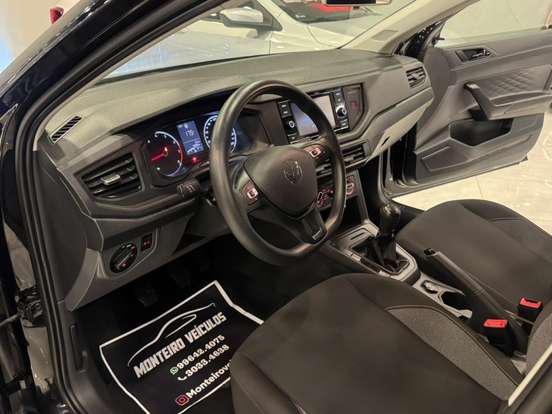 VOLKSWAGEN-POLO-2023
