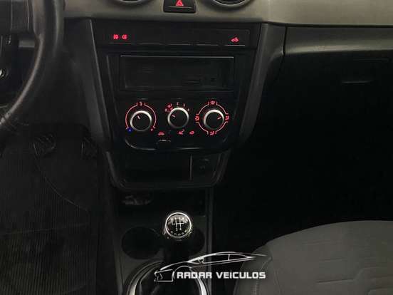 VOLKSWAGEN-SAVEIRO-2011