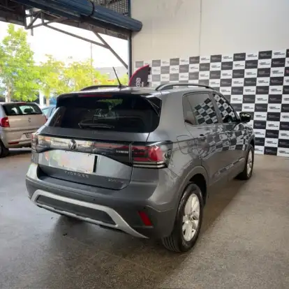 VOLKSWAGEN-T-CROSS-2024