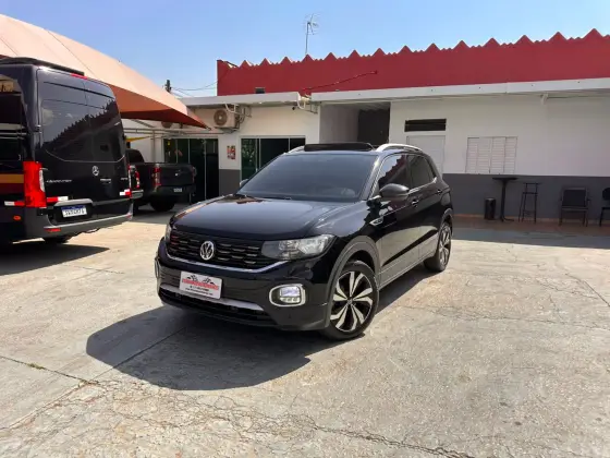 VOLKSWAGEN T-CROSS 1.4 250 TSI TOTAL FLEX HIGHLINE AUTOMÁTICO