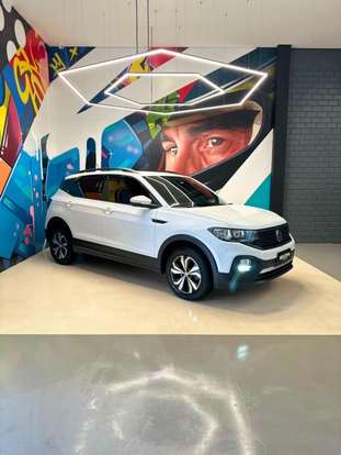 VOLKSWAGEN-T-CROSS-2021