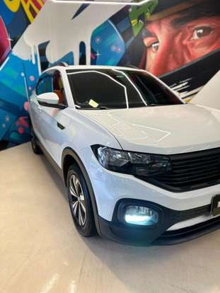VOLKSWAGEN-T-CROSS-2021