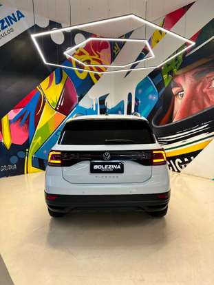 VOLKSWAGEN-T-CROSS-2021