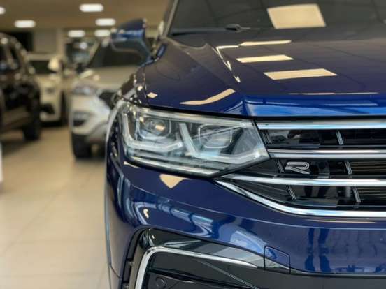 VOLKSWAGEN-TIGUAN-2.0 300 TSI GASOLINA ALLSPACE R-LINE AUTOMÁTICO VOLKSWAGEN-TIGUAN-2024