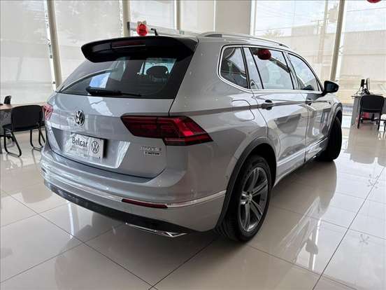 VOLKSWAGEN-TIGUAN-2020
