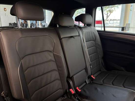 VOLKSWAGEN-TIGUAN-2020