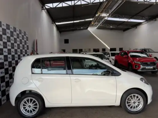 VOLKSWAGEN-UP-1.0 TSI MOVE UP 12V FLEX 4P MANUAL VOLKSWAGEN-UP-2015