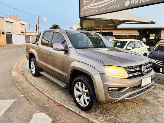 VOLKSWAGEN-AMAROK-2.0 HIGHLINE 4X4 CD 16V TURBO INTERCOOLER DIESEL 4P AUTOMÁTICO VOLKSWAGEN-AMAROK-2017