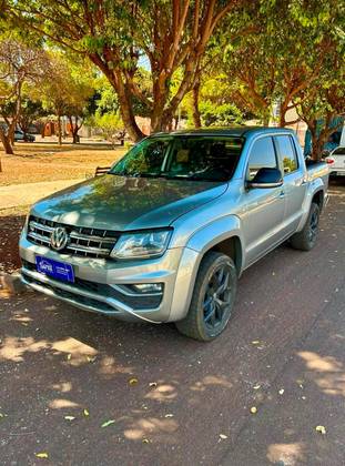 VOLKSWAGEN AMAROK 3.0 V6 TDI DIESEL HIGHLINE CD 4MOTION AUTOMÁTICO