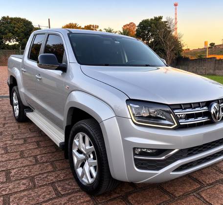 VOLKSWAGEN AMAROK 3.0 V6 TDI DIESEL HIGHLINE CD 4MOTION AUTOMÁTICO