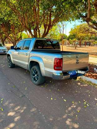 VOLKSWAGEN-AMAROK-2021