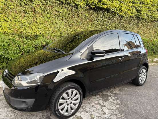 VOLKSWAGEN-FOX-1.0 MI BLACKFOX 8V FLEX 4P MANUAL VOLKSWAGEN-FOX-2012