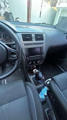 VOLKSWAGEN-FOX-2020