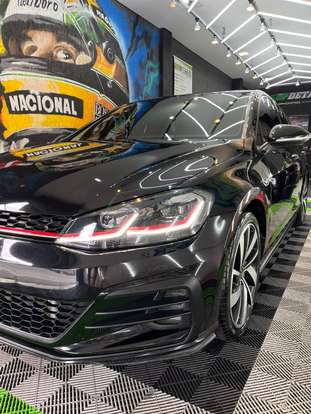 VOLKSWAGEN-GOLF-2018