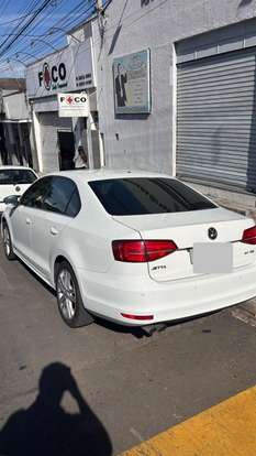 VOLKSWAGEN-JETTA-2014