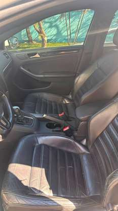 VOLKSWAGEN-JETTA-2014
